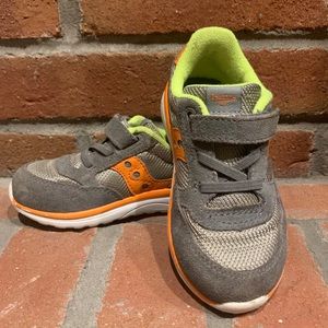 Toddler boys Saucony 7.5w